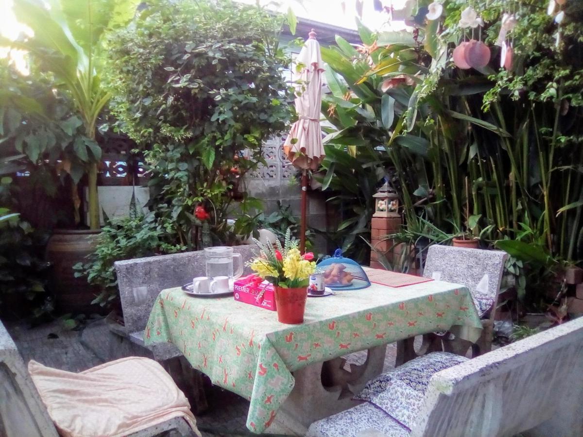 Ban Kru Ae Mixed Dorm Bed & Breakfast Bangkok Eksteriør bilde